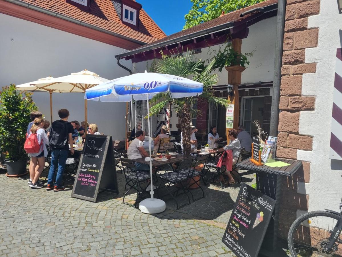 Landgasthaus "Zum Engel" Hotel Neuleiningen Exterior photo